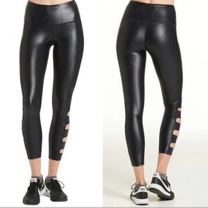 NWT Soul by SoulCycle Ladder Leggings in Black Sz L